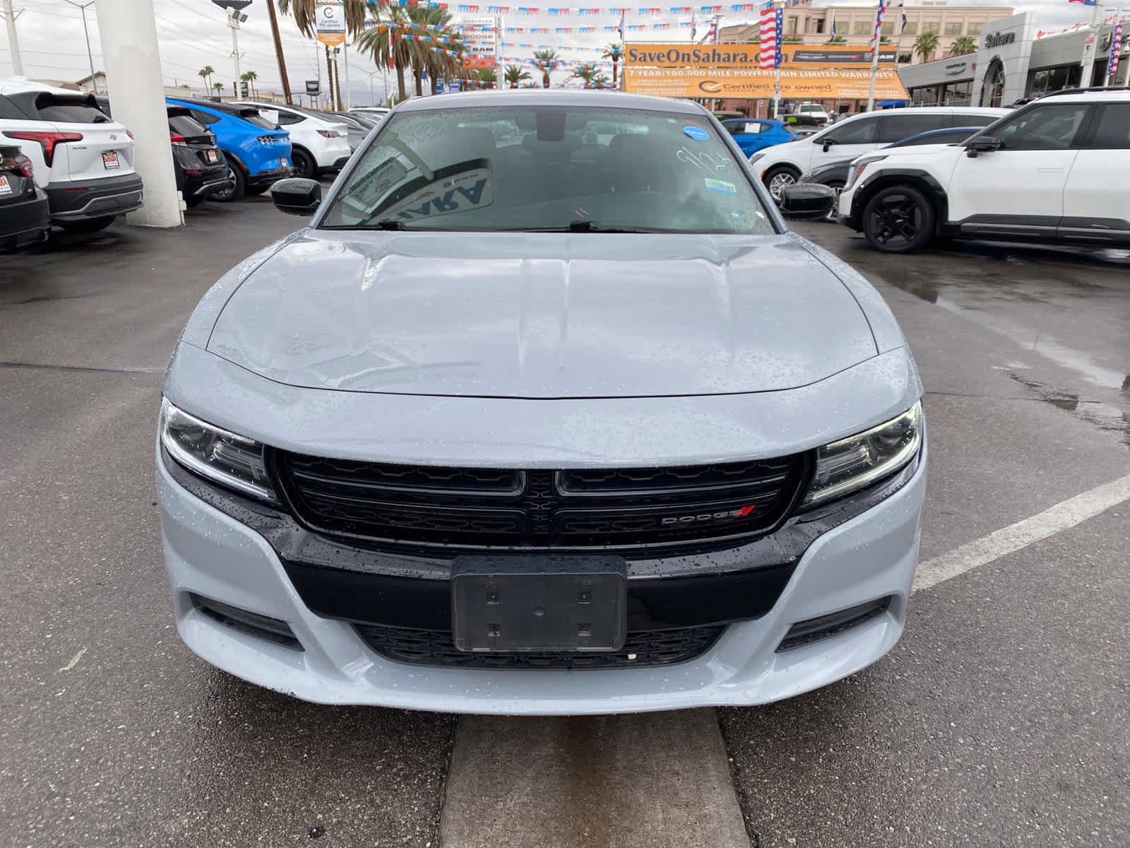 Used 2021 Dodge Charger SXT w/ Blacktop Package RWD image 2