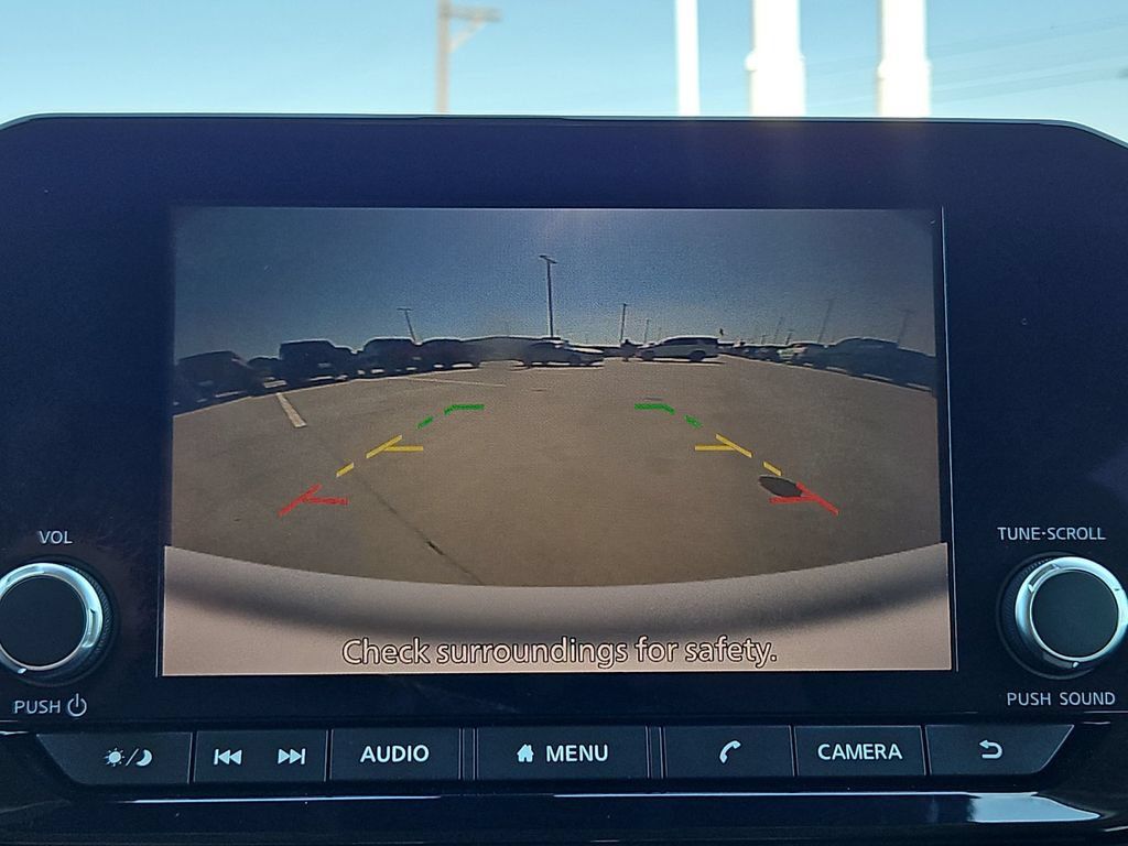 Used 2022 Nissan Pathfinder SV FWD image 35
