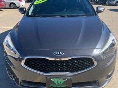 Used 2016 Kia Cadenza Premium