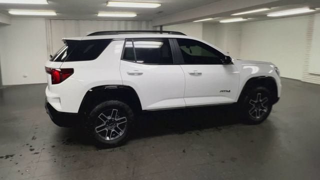 Certified 2026 GMC Terrain AT4 w/ Technology Package II AWD/4WD image 9