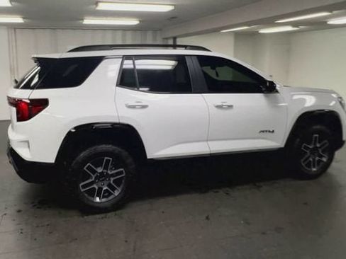 Certified 2026 GMC Terrain AT4 w/ Technology Package II AWD/4WD image 9