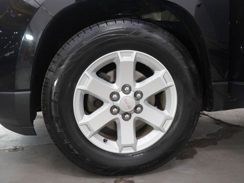 Used 2016 GMC Acadia SLE image 35