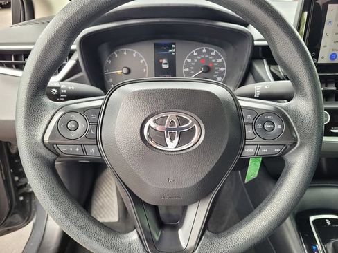 Used 2024 Toyota Corolla LE FWD image 23