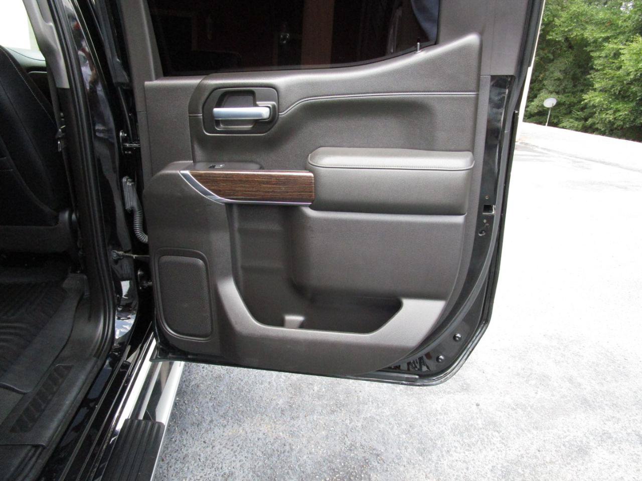 Used 2021 GMC Sierra 1500 SLE RWD image 28