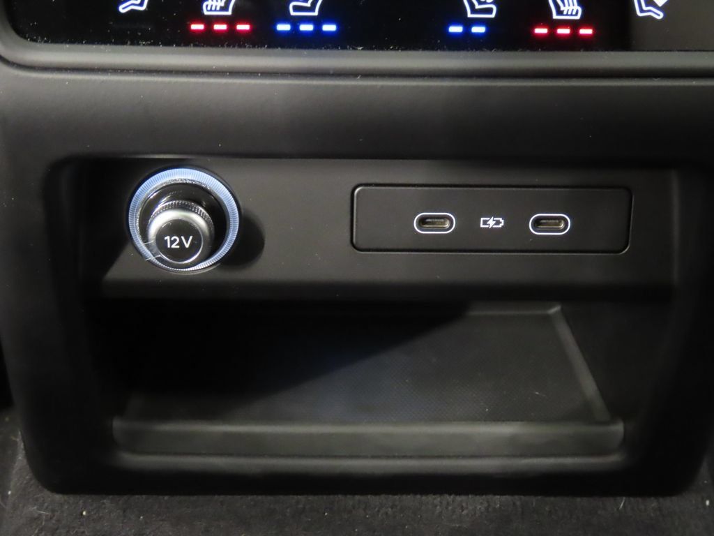 Certified 2026 Porsche Cayenne E-Hybrid AWD/4WD image 36