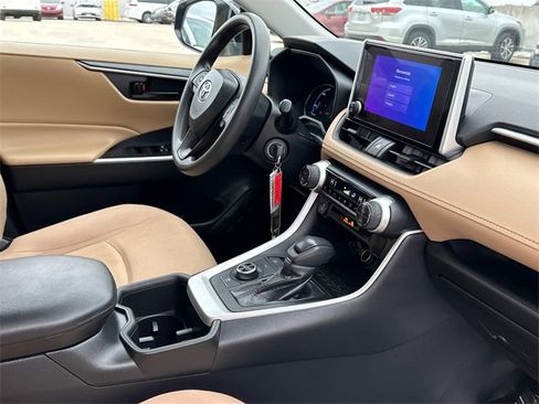 Certified 2023 Toyota RAV4 LE image 12