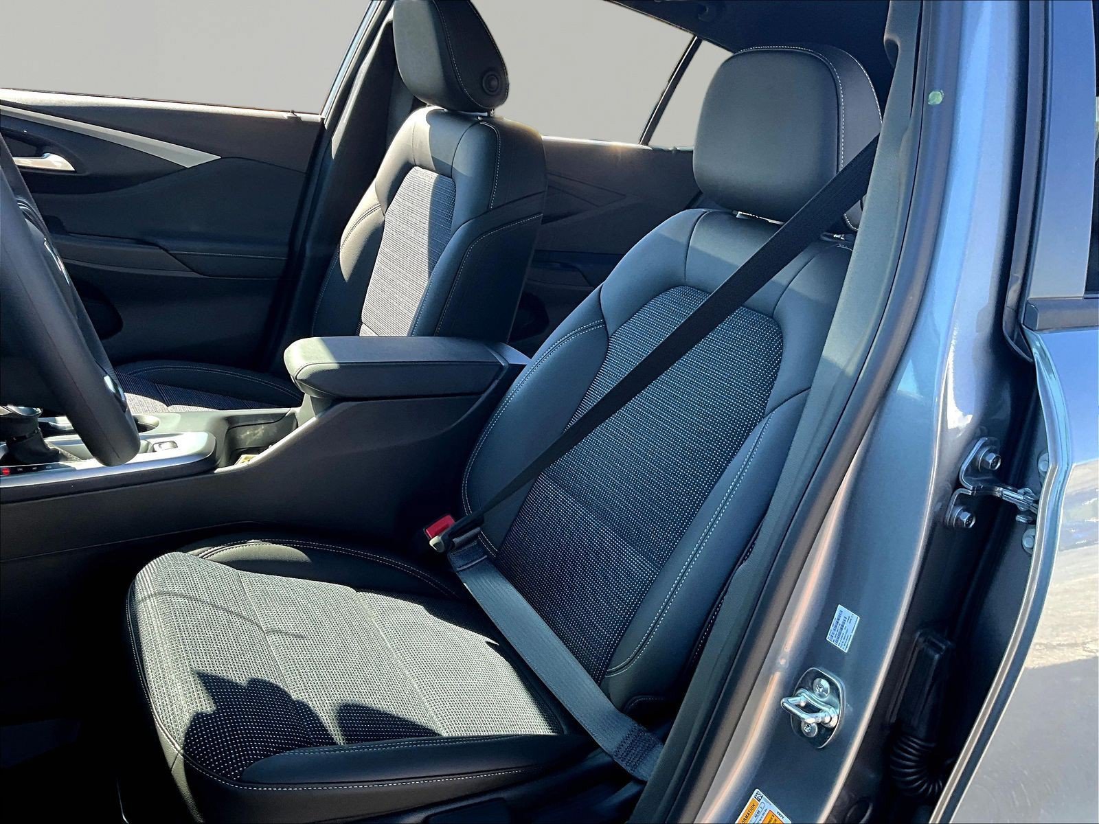 New 2026 Buick Envista Preferred FWD image 16