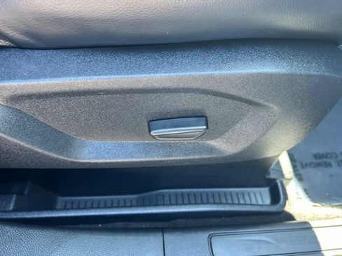 Used 2024 Ford Edge SEL AWD/4WD image 11