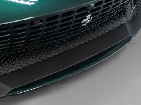 Certified 2025 Ferrari Roma Spider image 5