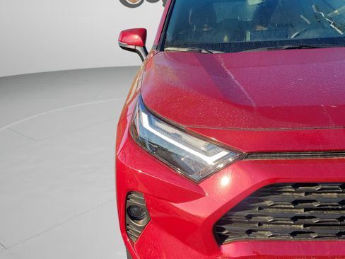 Used 2025 Toyota RAV4 XLE image 13