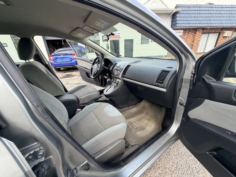 Used 2011 Nissan Sentra 2.0 S FWD image 17