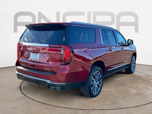 New 2026 GMC Yukon XL Denali image 10