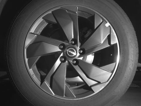 Used 2025 Nissan Rogue SV image 14