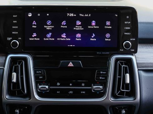 Certified 2023 Kia Sorento S AWD/4WD image 10