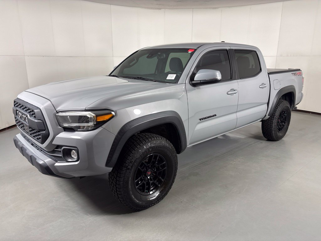 Used 2020 Toyota Tacoma TRD Off-Road w/ Technology Package AWD/4WD image 4