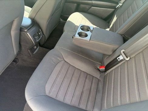 Used 2020 Ford Fusion SE FWD image 31
