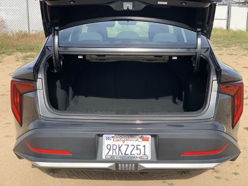 Used 2025 Kia K4 EX image 24