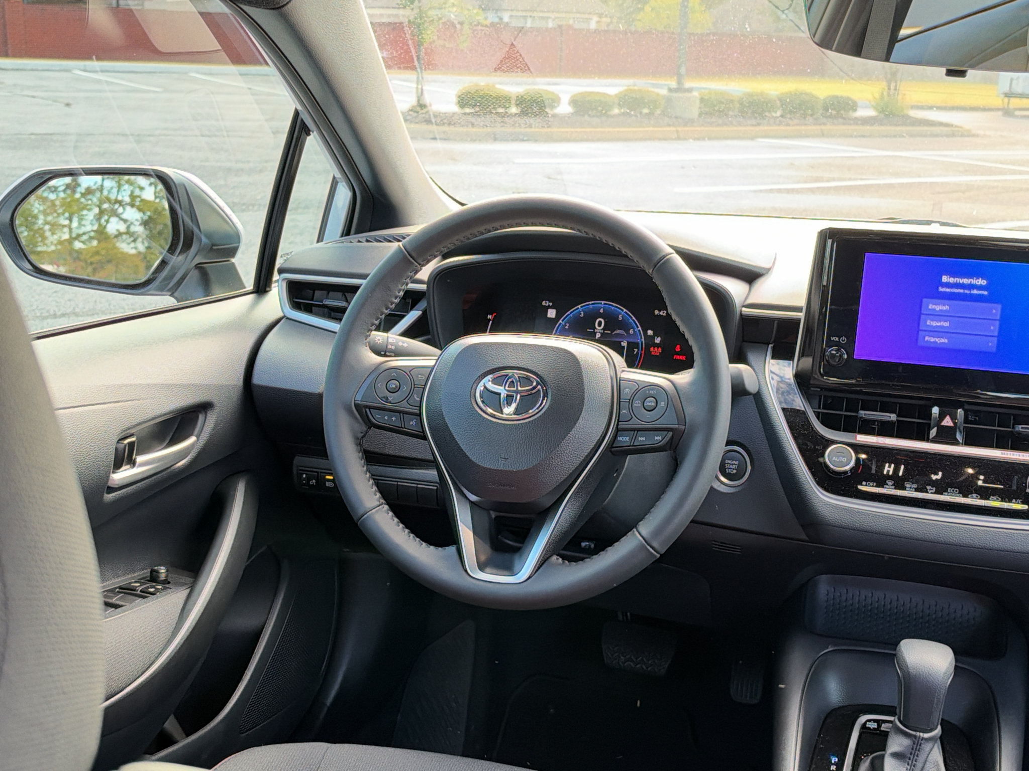 Used 2027 Toyota Corolla SE FWD image 20