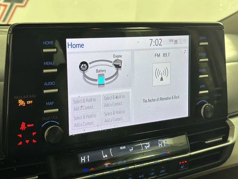 Used 2021 Toyota Sienna XLE image 18