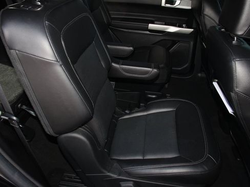 Used 2021 Ford Explorer Limited w/ Equipment Group 301A RWD image 23