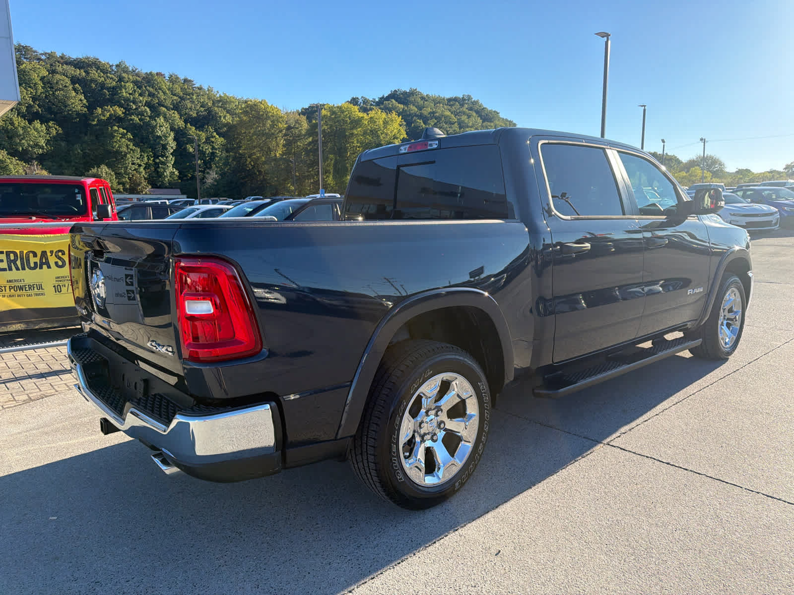 Used 2025 RAM 1500 Big Horn AWD/4WD image 6