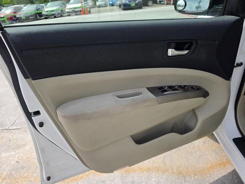 Used 2009 Toyota Prius FWD image 17