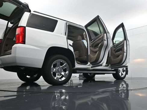 Used 2017 Chevrolet Tahoe LT w/ LT Signature Package AWD/4WD image 46