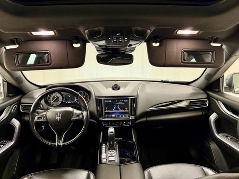 Used 2022 Maserati Levante GT image 39