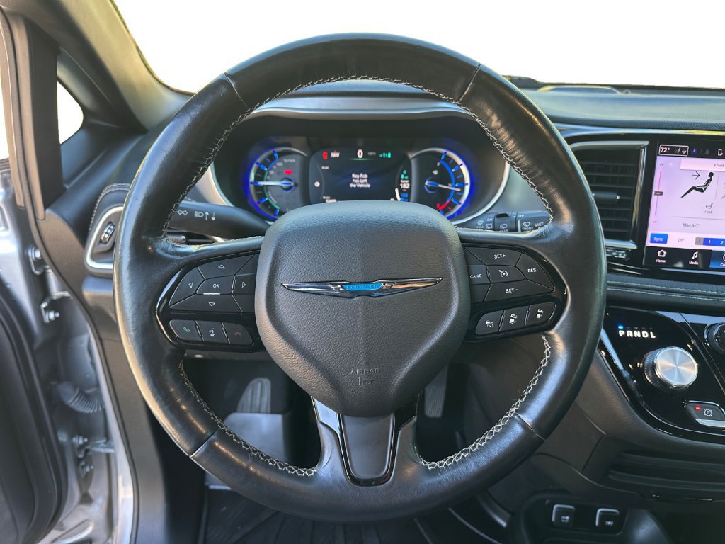 Used 2021 Chrysler Pacifica Touring w/ S Appearance Package FWD image 13
