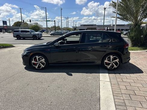 Certified 2024 Volkswagen GTI SE image 10