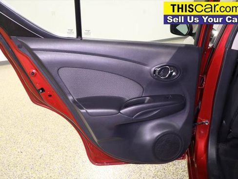 Used 2016 Nissan Versa SV FWD image 27
