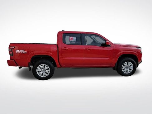 Certified 2022 Nissan Frontier SV w/ Technology Package image 8