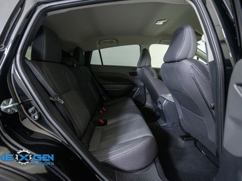 Used 2024 Subaru Crosstrek 2.0i AWD/4WD image 35