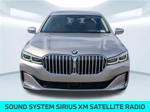 Used 2021 BMW 750i xDrive w/ Executive Package AWD/4WD image 10