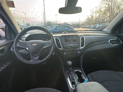 Used 2024 Chevrolet Equinox LT image 10