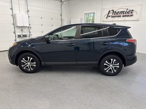 Used 2018 Toyota RAV4 LE w/ All Weather Liner Package AWD/4WD image 8