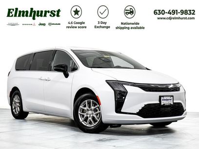 New 2027 Chrysler Pacifica Select