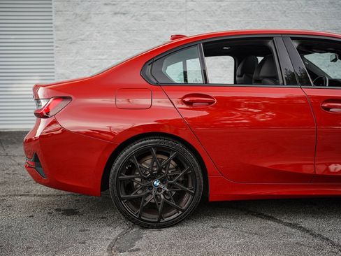 Used 2022 BMW 330i Sedan w/ Convenience Package image 15