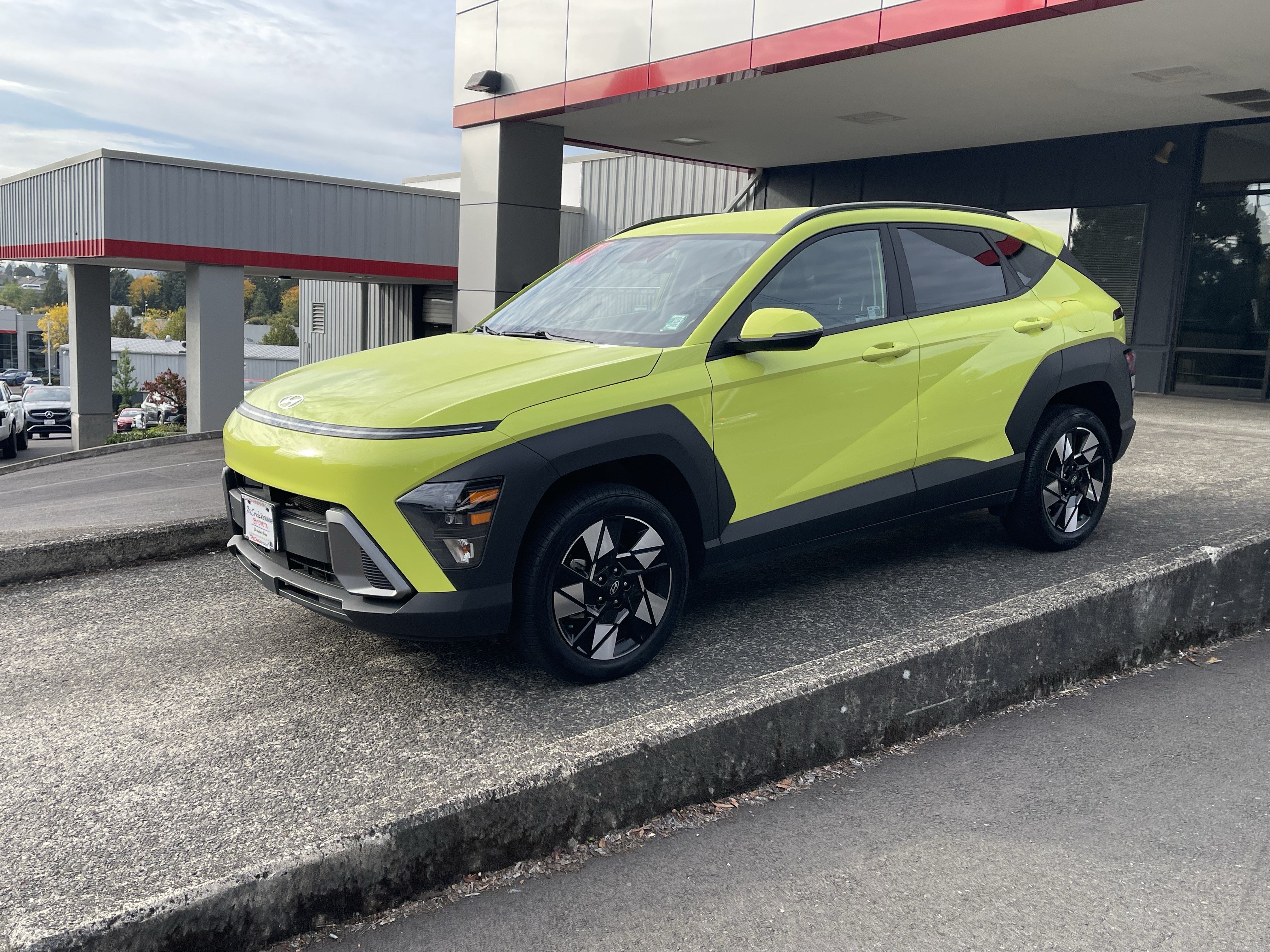 Used 2024 Hyundai Kona SEL w/ Convenience Package AWD/4WD image 5