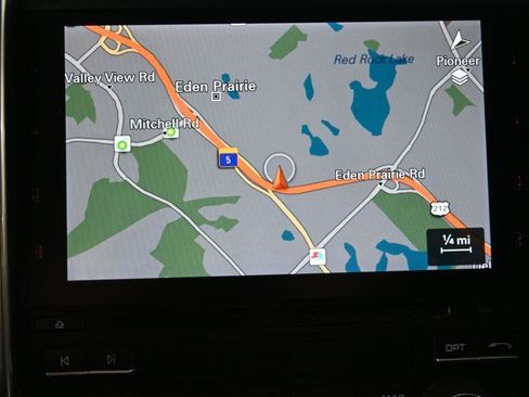 Used 2018 Porsche Cayenne Platinum Edition image 26