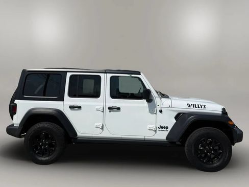 Used 2020 Jeep Wrangler Unlimited Sport AWD/4WD image 9