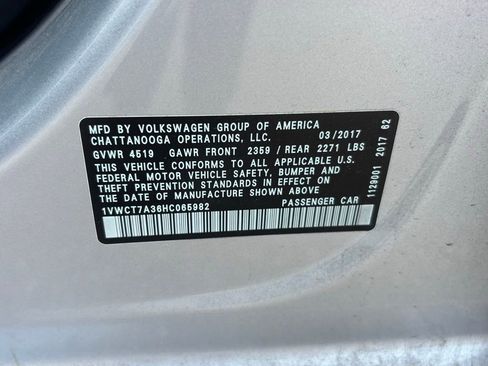 Used 2017 Volkswagen Passat 1.8T SEL Premium FWD image 16