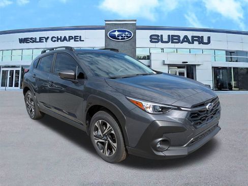 Used 2025 Subaru Crosstrek 2.0i Premium image 2