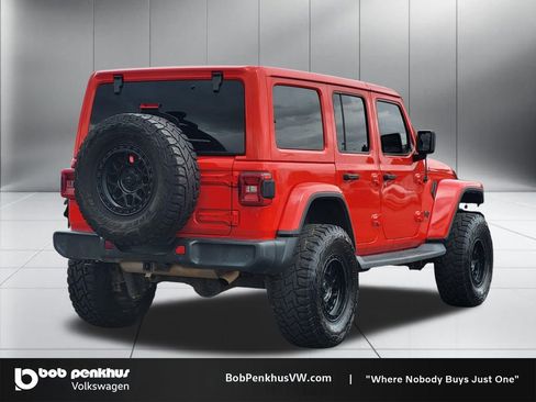 Used 2020 Jeep Wrangler Unlimited Sahara AWD/4WD image 25