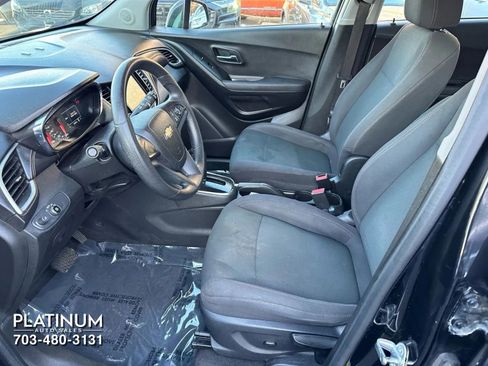 Used 2017 Chevrolet Trax LS image 12