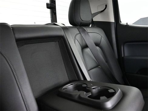 Used 2019 Chevrolet Colorado Z71 image 20