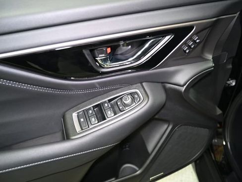 Used 2025 Subaru Outback Touring XT w/ Popular Package #2 image 27