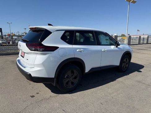 New 2026 Nissan Rogue SV AWD/4WD image 6