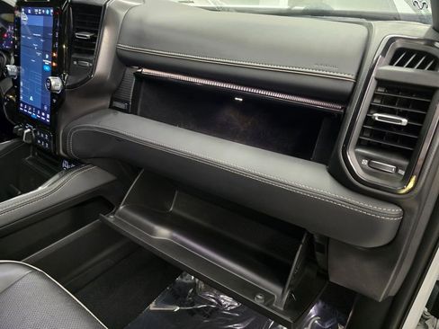 Certified 2024 RAM 2500 Limited image 41