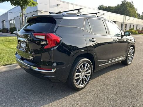 Used 2024 GMC Terrain Denali AWD/4WD image 8